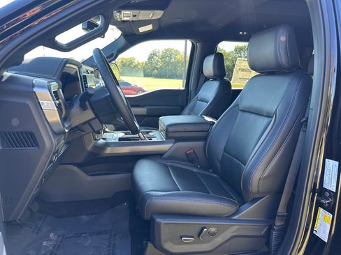 New 2025 Ford F150 Lariat w/ Equipment Group 502A High image 6