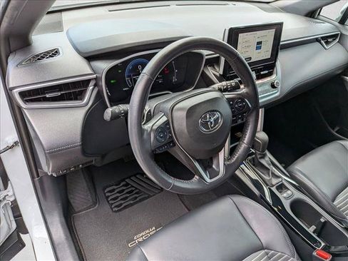 Used 2023 Toyota Corolla Cross AWD Hybrid w/ Convenience Package image 10