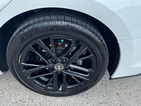 Used 2025 Toyota Camry SE AWD/4WD image 7