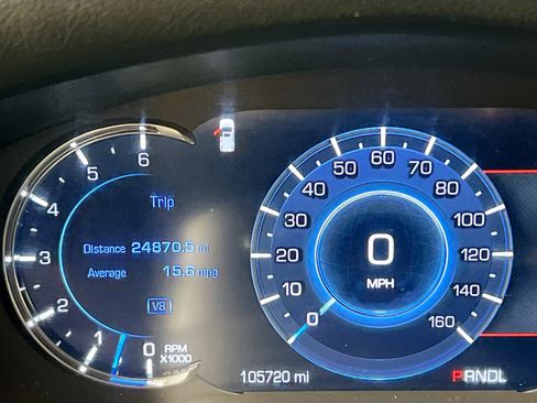 Used 2019 Cadillac Escalade Premium Luxury w/ Escalade Sport Edition image 22