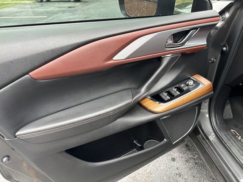 Used 2017 MAZDA CX-9 Signature AWD/4WD image 16