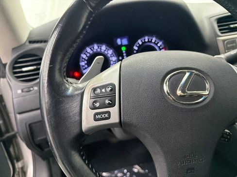 Used 2011 Lexus IS 350C w/ Luxury Pkg RWD image 19