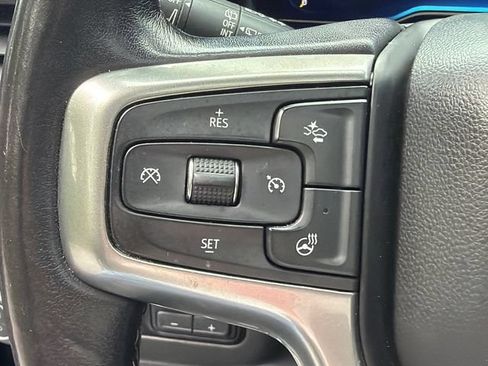 Used 2022 Chevrolet Tahoe Z71 w/ Z71 Off-Road Package AWD/4WD image 26