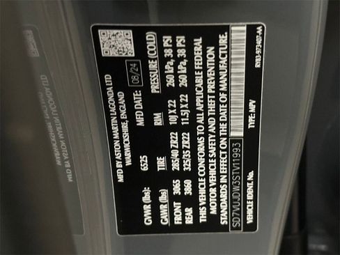 New 2025 Aston Martin DBX 707 image 39