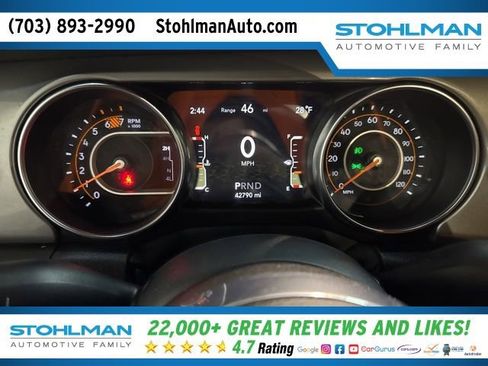 Used 2022 Jeep Wrangler Unlimited Sahara w/ Cold Weather Group image 19