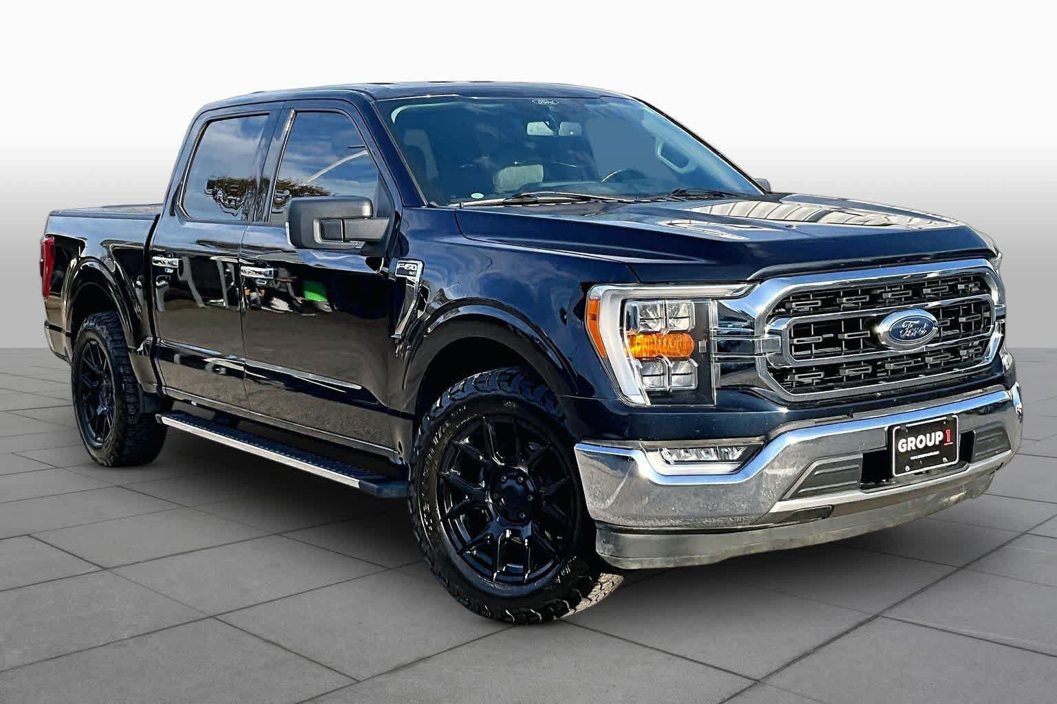 Used 2021 Ford F150 XLT w/ Equipment Group 302A High RWD image 3