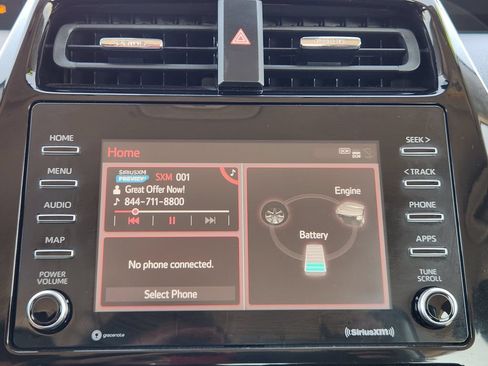 Certified 2022 Toyota Prius XLE AWD/4WD image 21