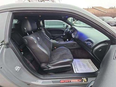 Used 2018 Dodge Challenger R/T Scat Pack image 6