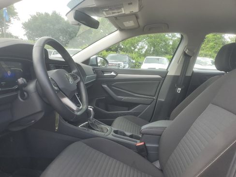 Used 2024 Volkswagen Jetta S FWD image 8
