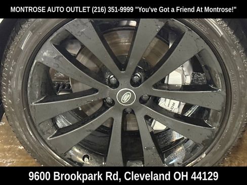 New 2025 Land Rover Range Rover Sport SE image 10