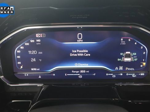 Used 2025 Chevrolet Silverado 2500 LTZ w/ LTZ Convenience Package image 11