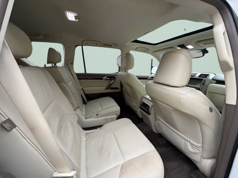 Used 2018 Lexus GX 460 Premium AWD/4WD image 21