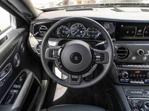 Used 2022 Rolls-Royce Ghost Black Badge image 17