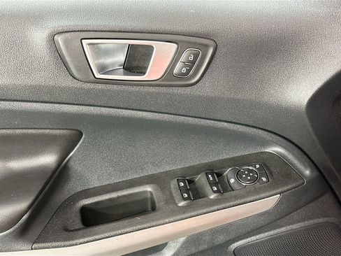 Used 2020 Ford EcoSport Titanium image 25