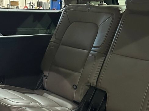 Used 2023 Lincoln Navigator Reserve AWD/4WD image 50