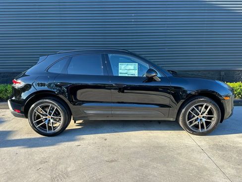 Used 2026 Porsche Macan image 10