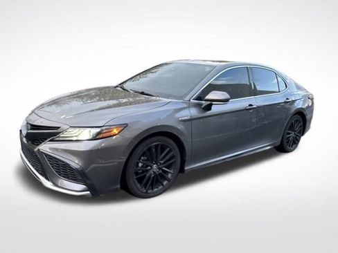 Used 2021 Toyota Camry XSE w/ Navigation Upgrade Package image 2