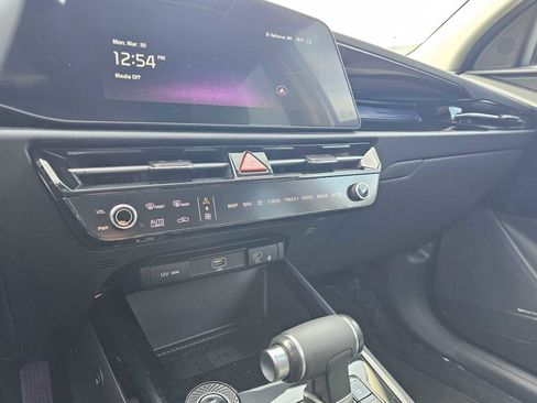 Used 2023 Kia Niro FWD image 28