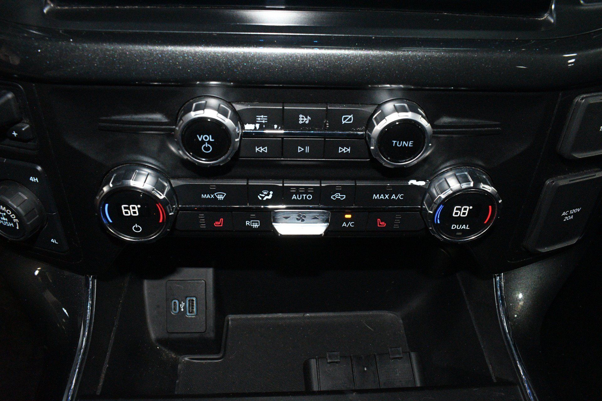 Used 2021 Ford F150 XLT w/ Equipment Group 302A High AWD/4WD image 34