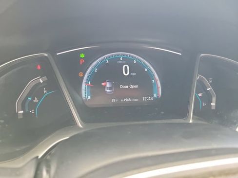 Used 2018 Honda Civic EX image 25