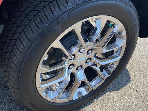 New 2025 Chevrolet Silverado 1500 LTZ w/ Technology Package AWD/4WD image 24