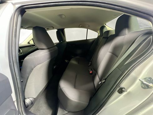 Used 2023 Toyota Corolla LE FWD image 28