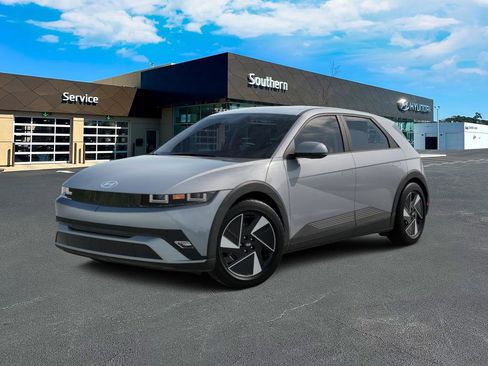 New 2026 Hyundai Ioniq 5 SE image 2