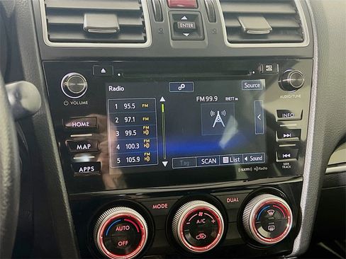 Used 2018 Subaru Forester 2.5i Touring w/ Popular Package #3B image 14