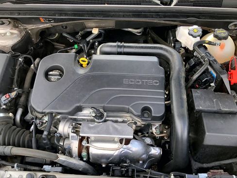 Used 2025 Chevrolet Malibu LS image 33