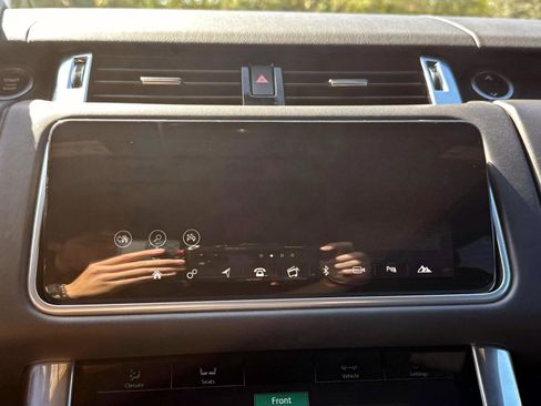 Used 2021 Land Rover Range Rover Sport HST image 17