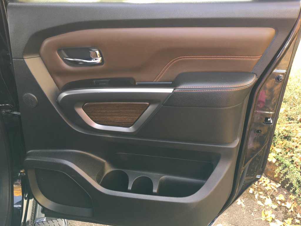 Used 2017 Nissan Titan Platinum Reserve RWD image 30