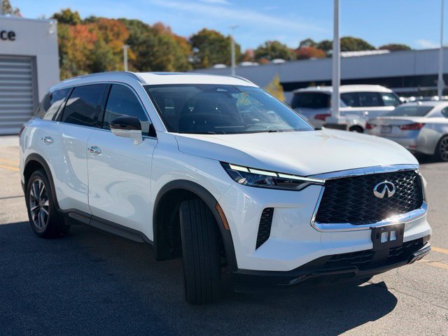 Used 2023 INFINITI QX60 Luxe w/ Cargo Package AWD/4WD image 9