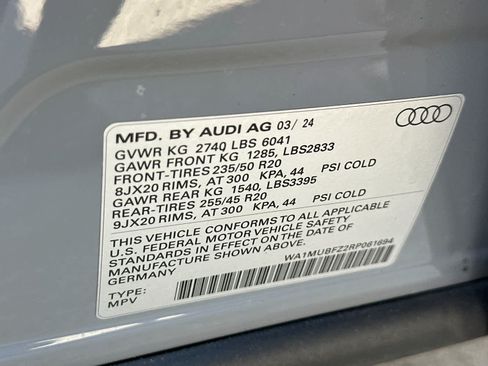 Used 2024 Audi Q4 e-tron Prestige w/ Black Optic Package AWD/4WD image 30