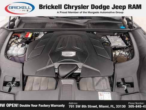 Used 2022 Porsche Cayenne Platinum Edition AWD/4WD image 36
