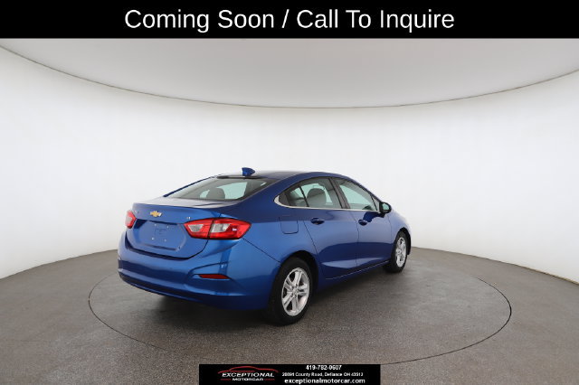 Used 2018 Chevrolet Cruze LT w/ Convenience Package FWD image 17