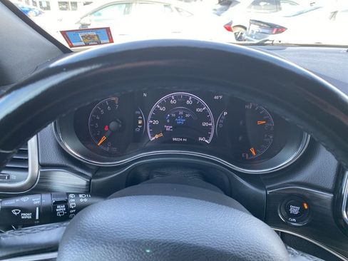 Used 2020 Jeep Grand Cherokee Limited w/ Premium Lighting Group image 16