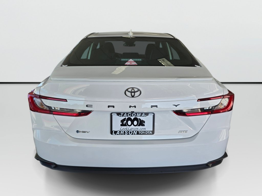 Used 2025 Toyota Camry SE FWD image 4