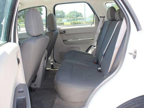 Used 2012 Ford Escape XLS FWD image 14