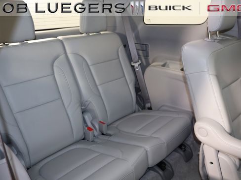 Certified 2019 GMC Acadia SLT image 18