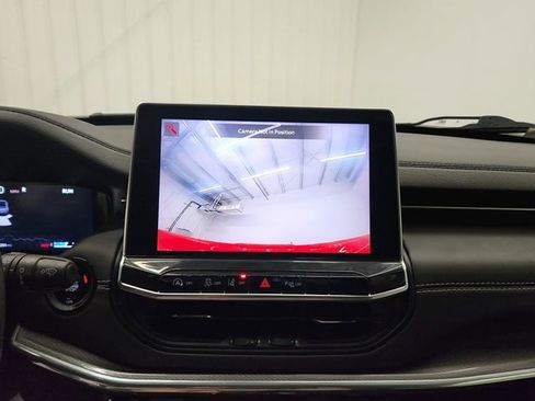 Used 2024 Jeep Compass Limited w/ High Altitude Package image 27