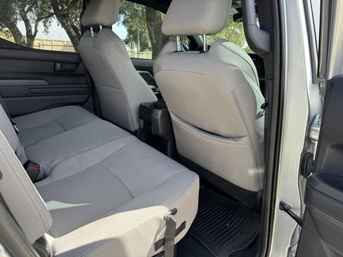 Certified 2024 Toyota Tacoma SR5 image 31