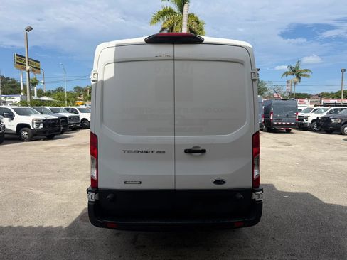 Used 2018 Ford Transit 250 148 Medium Roof w/ Interior Upgrade Package RWD image 4