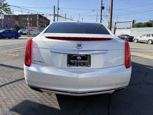 Used 2013 Cadillac XTS Luxury AWD/4WD image 5