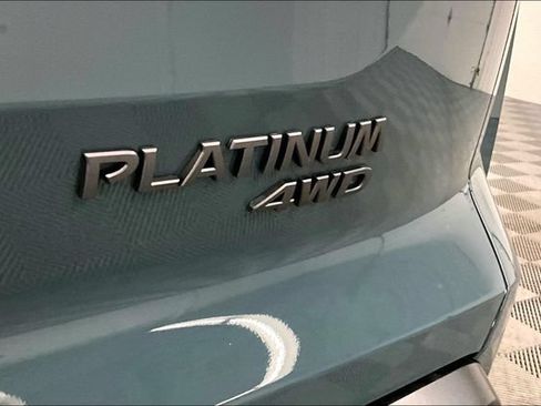 New 2026 Nissan Pathfinder Platinum AWD/4WD image 19