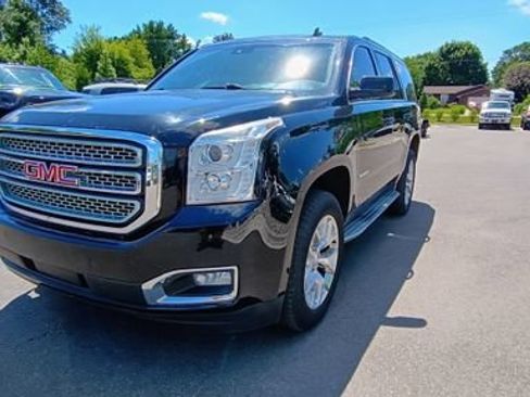 Used 2015 GMC Yukon SLT w/ Open Road Package AWD/4WD image 2