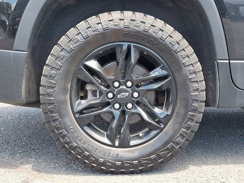 Used 2022 Chevrolet Traverse LS w/ Midnight/Sport Edition AWD/4WD image 8