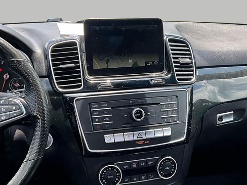 Certified 2017 Mercedes-Benz GLE 350 4MATIC image 7