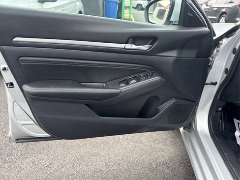 Used 2019 Nissan Altima 2.5 SV FWD image 20