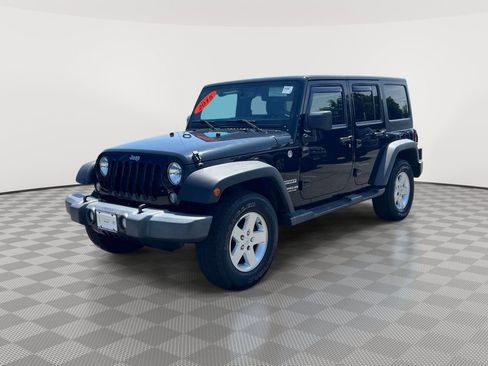 Used 2015 Jeep Wrangler Unlimited Sport w/ Quick Order Package 24S AWD/4WD image 3