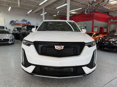 Used 2025 Cadillac XT6 Sport w/ LPO, Floor Liner Package AWD/4WD image 8